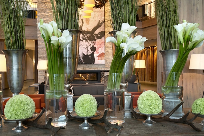 Imagen del bar/restaurante del Hotel Kempinski Das Tirol. Foto 2