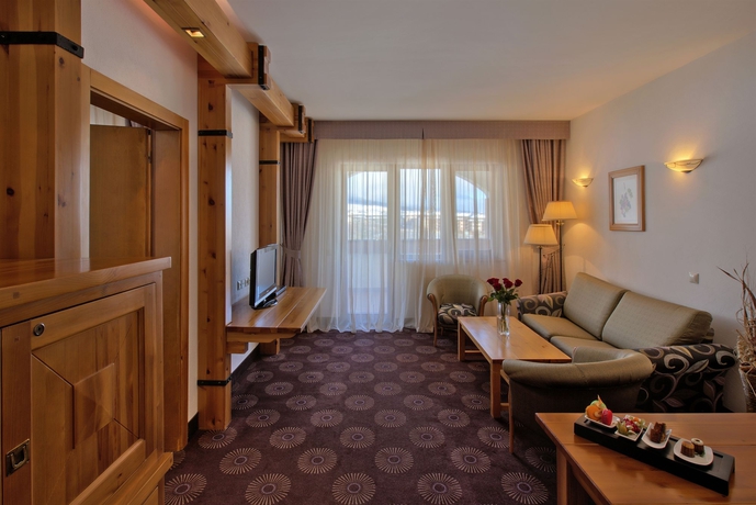 Imagen de los interiores del Hotel Kempinski Grand Arena. Foto 15