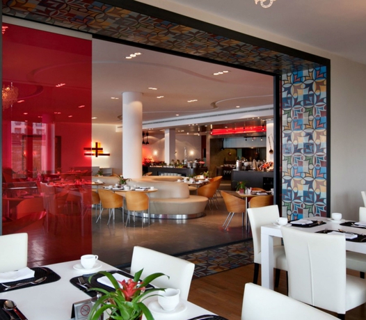 Imagen del bar/restaurante del Hotel Kempinski Ishtar Dead Sea. Foto 2