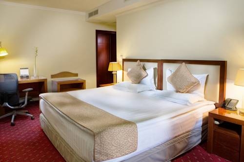 Imagen de la habitación del Hotel Kempinski Khan Palace. Foto 5