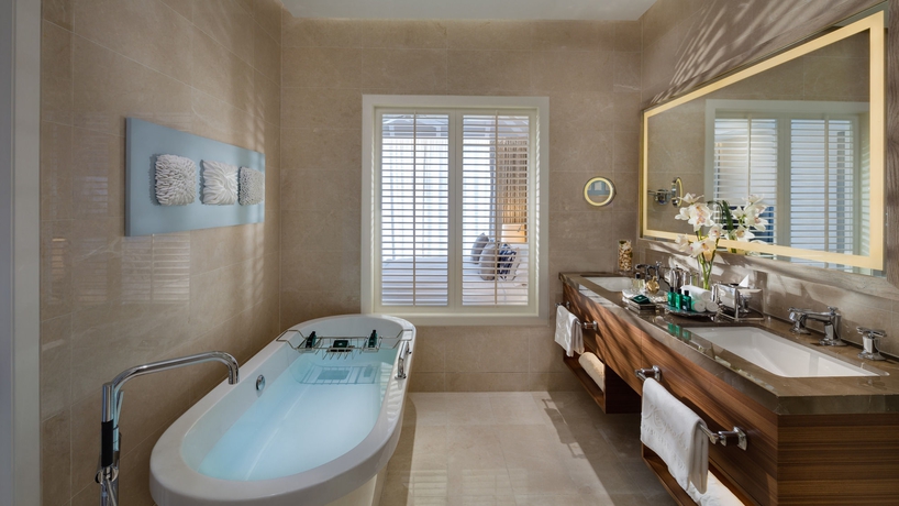 Imagen de la habitación del Hotel Kempinski Mall Of The Emirates. Foto 11