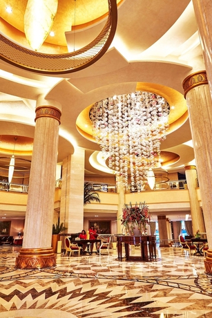 Imagen de los interiores del Hotel Kempinski Palace Cairo. Foto 15