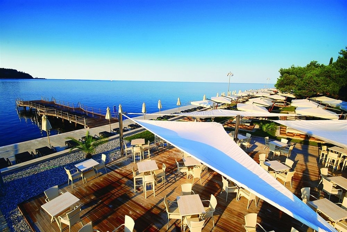 Imagen de los exteriores del Hotel Kempinski Palace Portoroz. Foto 10