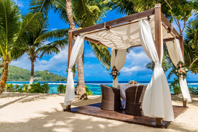 Imagen del bar/restaurante del Hotel Kempinski Seychelles Resort. Foto 3