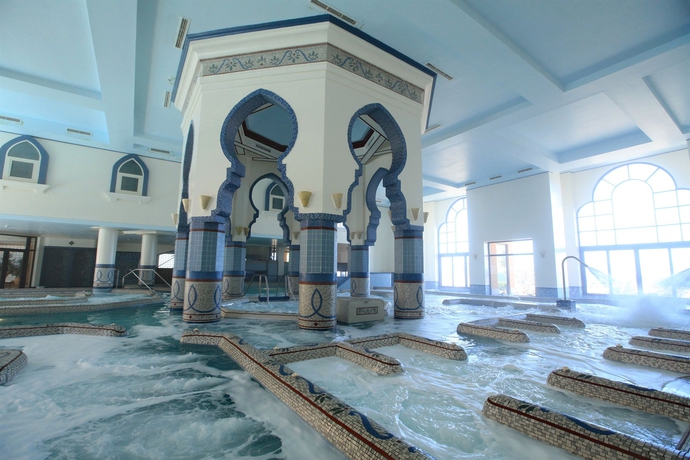 Imagen de la piscina del Hotel Kempinski Soma Bay. Foto 12