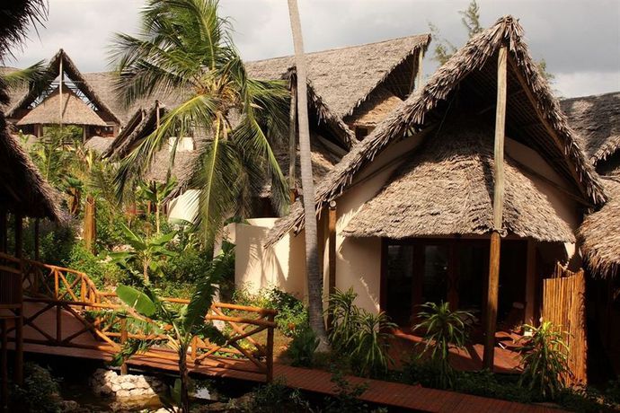 Imagen de los exteriores del Hotel Kena Beach. Foto 5