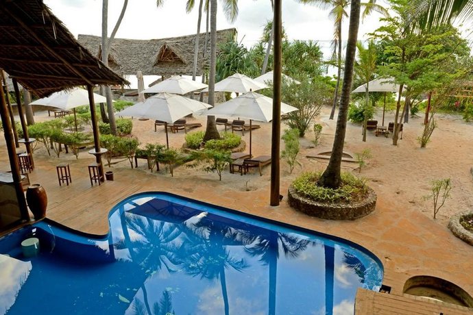 Imagen de la piscina del Hotel Kena Beach. Foto 7