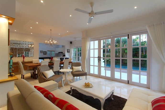 Imagen de los interiores del Hotel Kencana Villas Seminyak. Foto 10