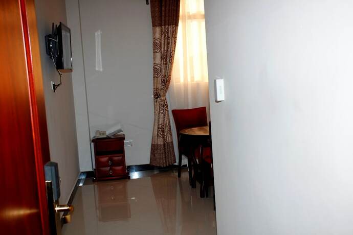 Imagen general del Hotel Kenlon. Foto 2