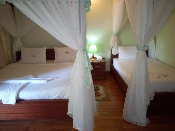 Imagen de la habitación del Hotel Kenmosa Resort. Foto 19