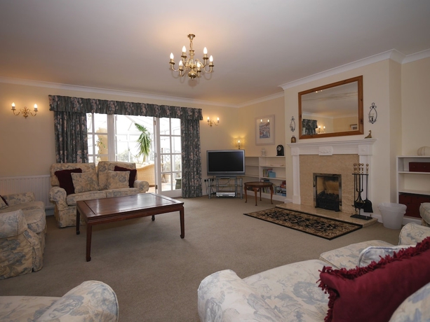 Imagen de la habitación del Hotel Kennacott Court. Foto 15