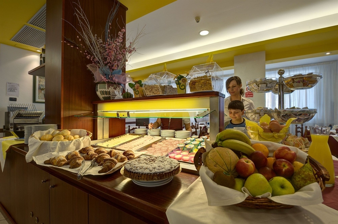 Imagen del bar/restaurante del Hotel Kennedy, Lido Di Jesolo. Foto 2