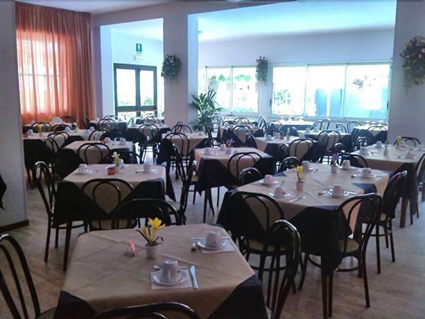 Imagen del bar/restaurante del Hotel Kennedy, Lido di Savio. Foto 6