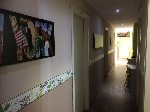 Imagen de los interiores del Hotel Kennedy, Milán. Foto 16