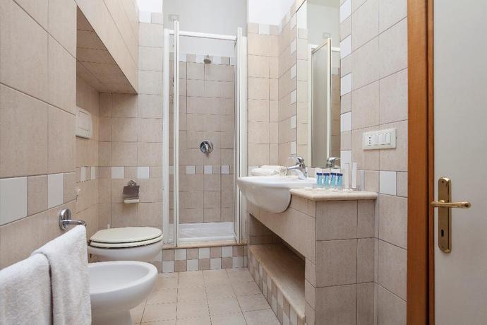 Imagen de la habitación del Hotel Kennedy, Roma. Foto 6