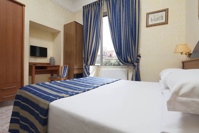 Imagen de la habitación del Hotel Kennedy, Roma. Foto 12