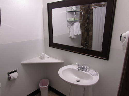 Imagen de la habitación del Hotel Kennewick Inn and Suites Tri Cities. Foto 5