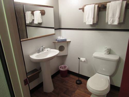 Imagen de la habitación del Hotel Kennewick Inn and Suites Tri Cities. Foto 7