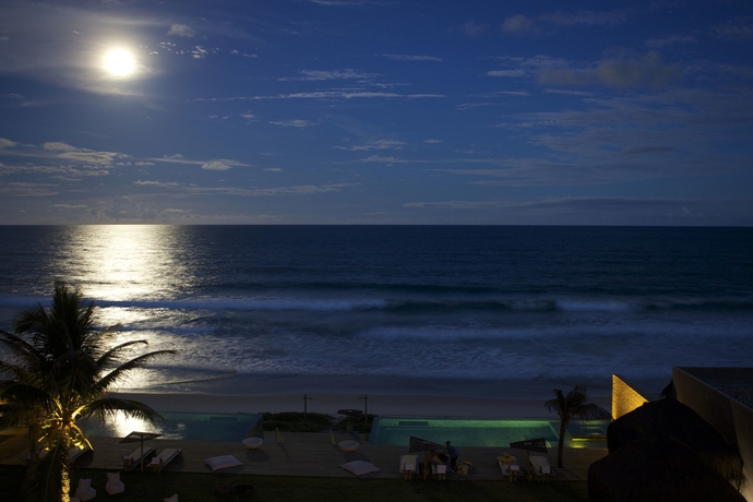 Imagen de los exteriores del Hotel Kenoa Exclusive Beach Spa and Resort. Foto 10