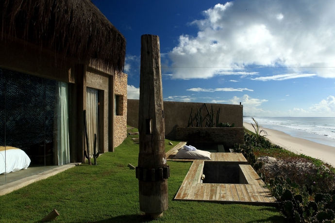 Imagen general del Hotel Kenoa Exclusive Beach Spa and Resort. Foto 2