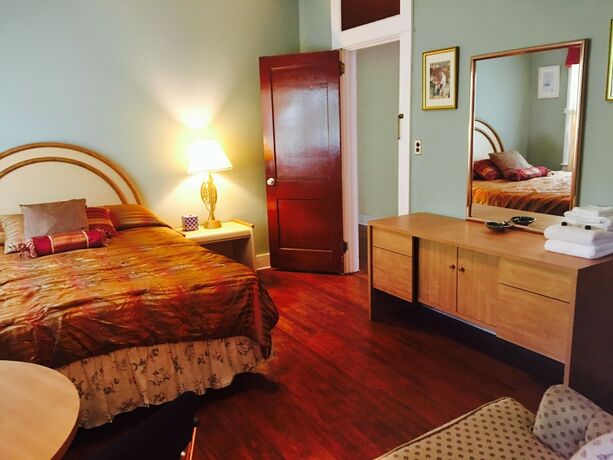 Imagen general del Hotel Kenoza Lake View Manor. Foto 4