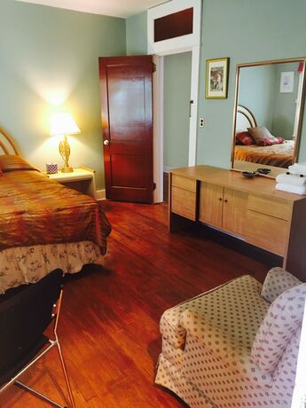 Imagen general del Hotel Kenoza Lake View Manor. Foto 5