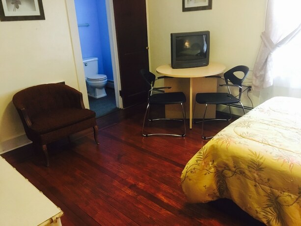 Imagen general del Hotel Kenoza Lake View Manor. Foto 10