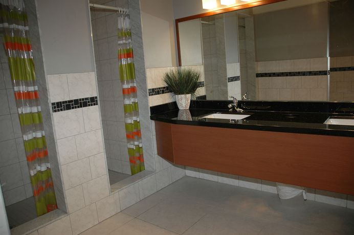 Imagen de los interiores del Hotel Kensington College Backpackers. Foto 14