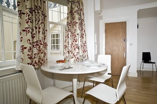 Imagen general del Hotel Kensington Comfort. Foto 2