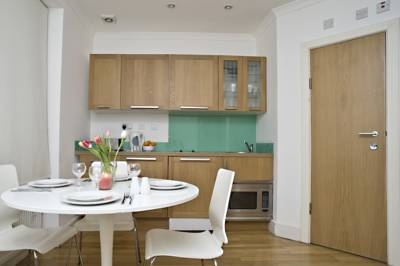 Imagen de los interiores del Hotel Kensington Comfort. Foto 7