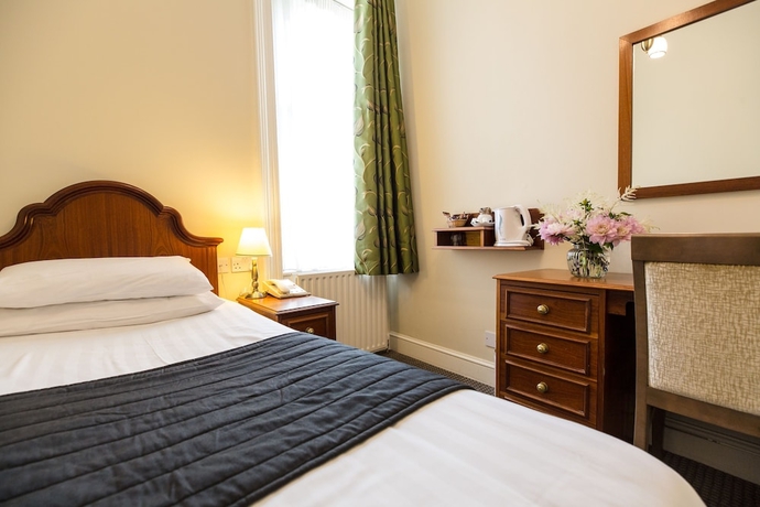 Imagen de la habitación del Hotel Kensington Gardens. Foto 12