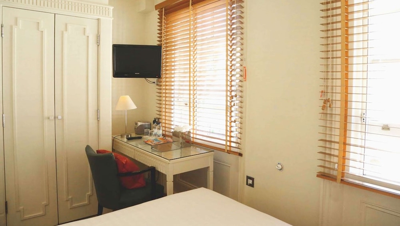 Imagen de la habitación del Hotel Kensington House. Foto 11