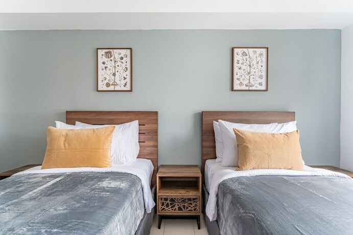 Imagen general del Hotel Kensington Place Townhomes. Foto 7