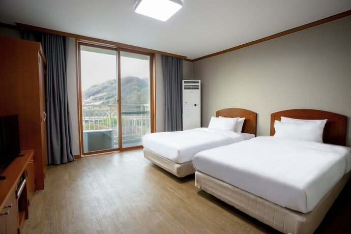 Imagen de la habitación del Hotel Kensington Resort Gapyeong. Foto 26