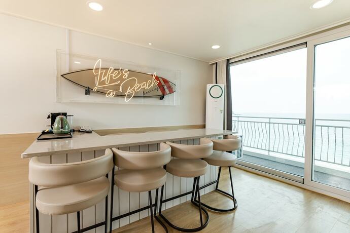 Imagen de la habitación del Hotel Kensington Resort Seorak Beach. Foto 10