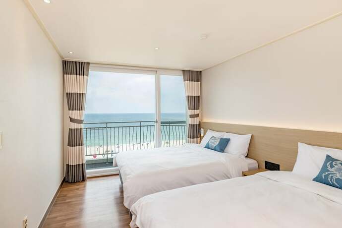 Imagen de la habitación del Hotel Kensington Resort Seorak Beach. Foto 14