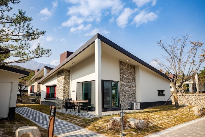 Imagen de la habitación del Hotel Kensington Resort Seorak Valley. Foto 7