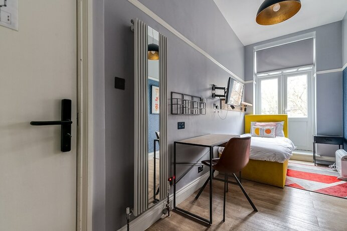 Imagen general del Hotel Kensington Rooms - Warwick Road. Foto 10