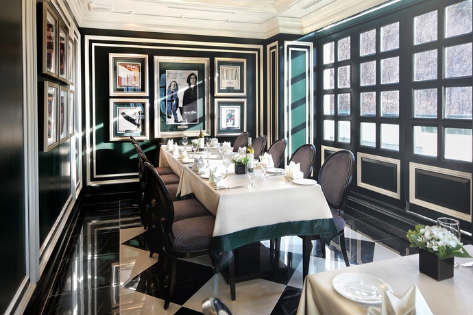 Imagen del bar/restaurante del Hotel Kensington Seorak. Foto 2