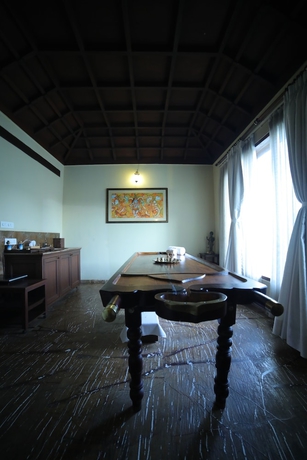 Imagen de los interiores del Hotel Kensville Golf and Country Club. Foto 9