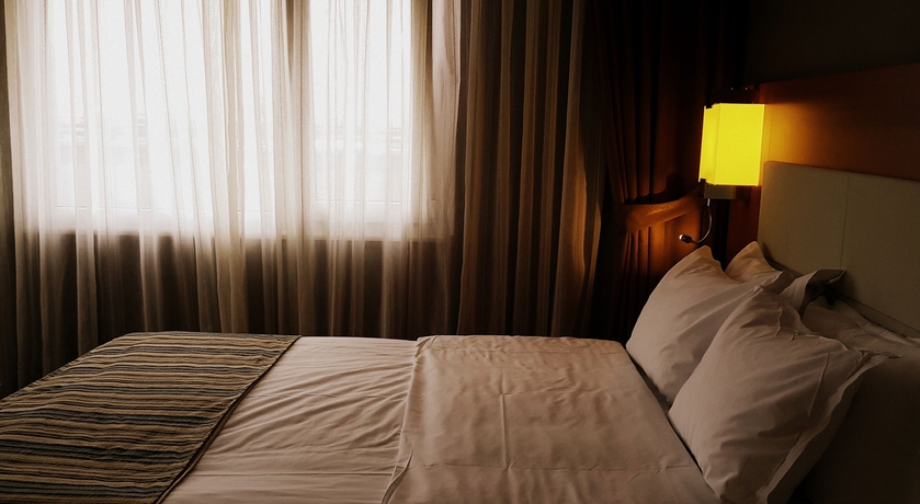 Imagen de la habitación del Hotel Kent Istanbul. Foto 7