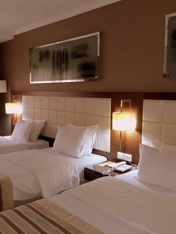 Imagen de la habitación del Hotel Kent Istanbul. Foto 8