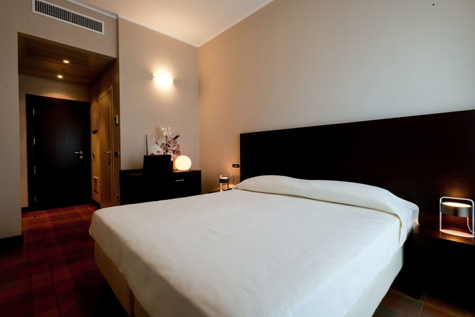 Imagen de la habitación del Hotel Kent, Ravenna. Foto 2