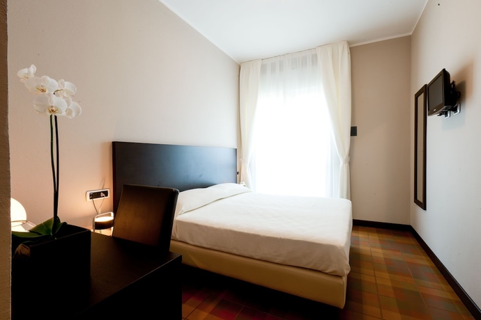 Imagen de la habitación del Hotel Kent, Ravenna. Foto 3