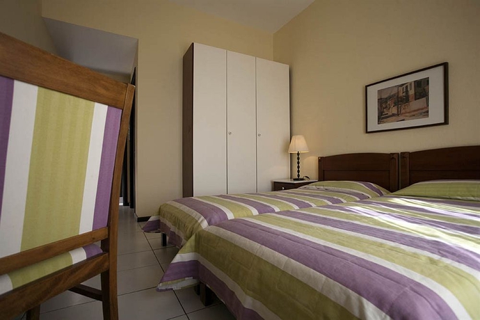 Imagen de la habitación del Hotel Kenta Beach. Foto 4