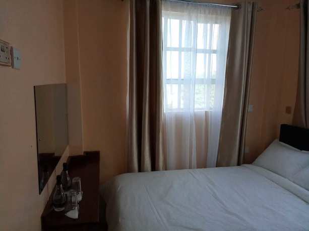 Imagen de la habitación del Hotel Kentania. Foto 15