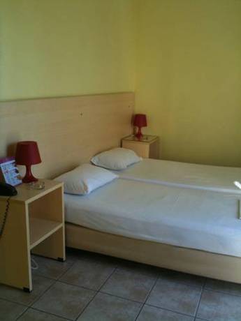 Imagen de la habitación del Hotel Kentrikon, Chalkida. Foto 3