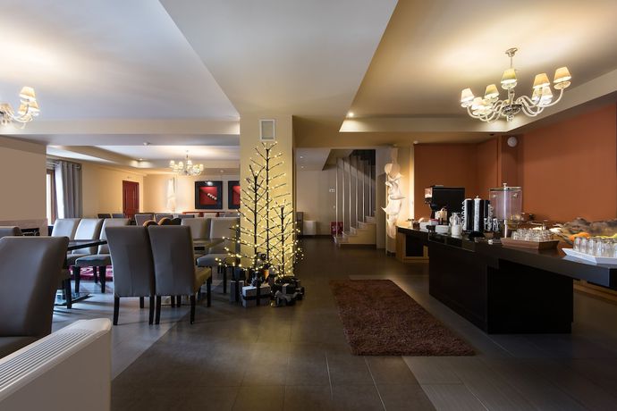 Imagen del bar/restaurante del Hotel Kentrikon. Foto 4