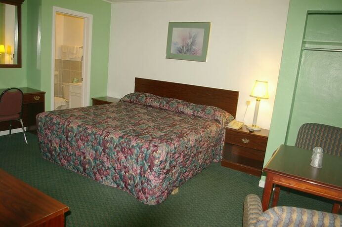 Imagen de la habitación del Hotel Kenwood Motel. Foto 10