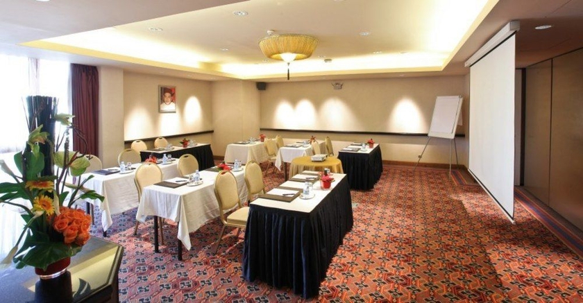 Imagen de los interiores del Hotel Kenzi Tower. Foto 5